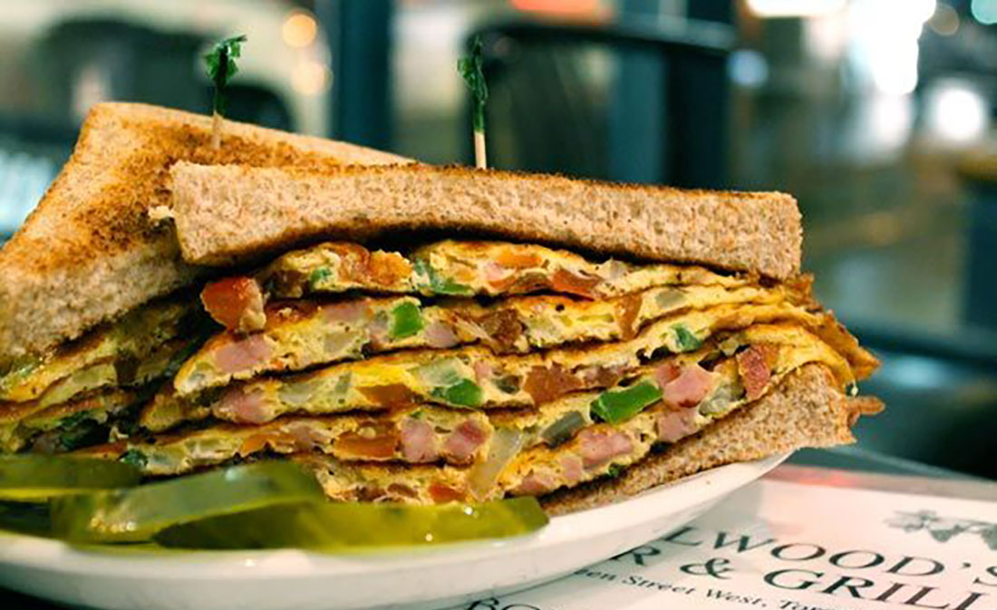 طرز تهیه انواع اسنک با ساندویچ ساز