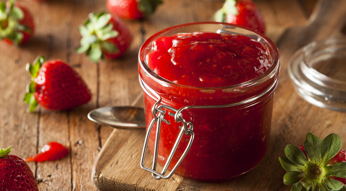 معرفی 5 خوراکی خوشمزه با توت فرنگی