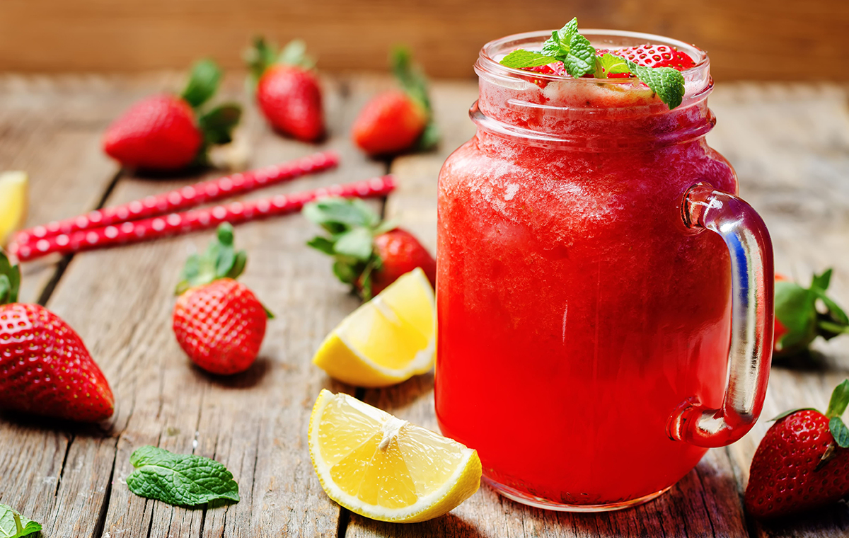 شربت توت فرنگی